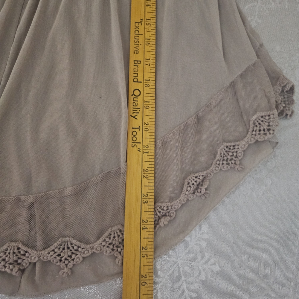 Ultra Pink Lace Crochet Blouse Taupe Sz S - Picture 11 of 16